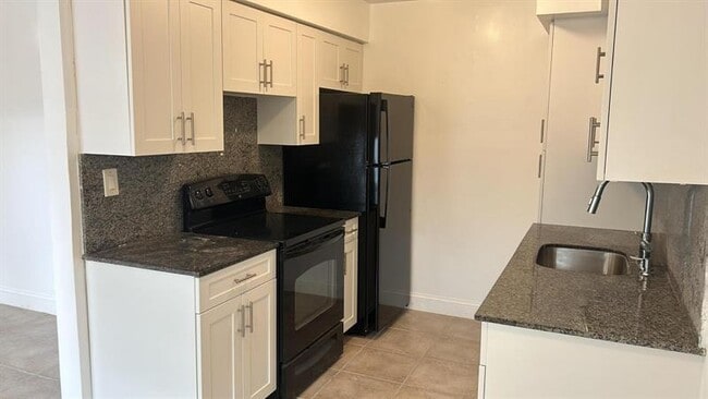 Photo - 1140 SW 30th St Unit A