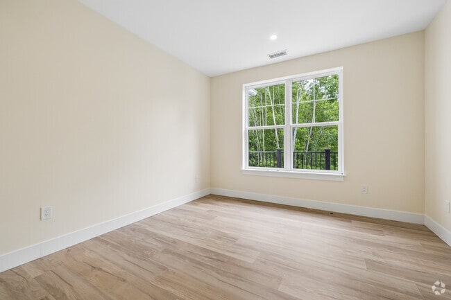 1BR, 1BA - 937SF - Bedroom
