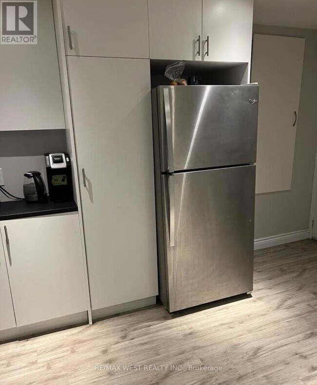 Photo - 82 Antique Dr