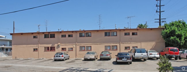 Building - 9025 National Blvd