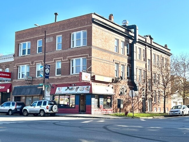 Building Photo - 1553 N Monticello Ave Unit 3