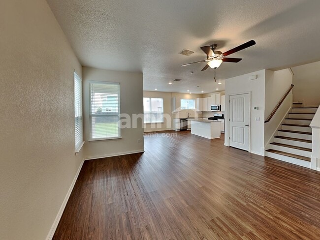 2732 Geronimo Creek