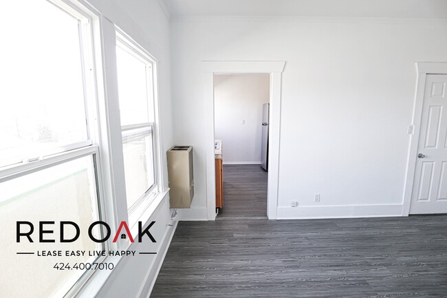 Photo - 527 W 15th St Unidad 23