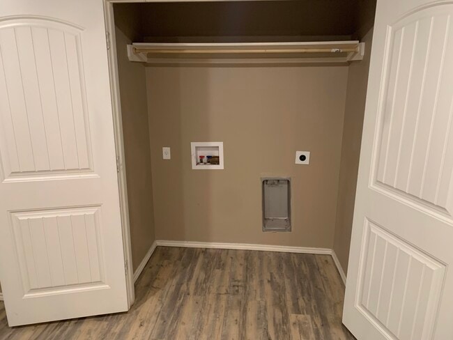 Photo - 3611 E 3rd Pl