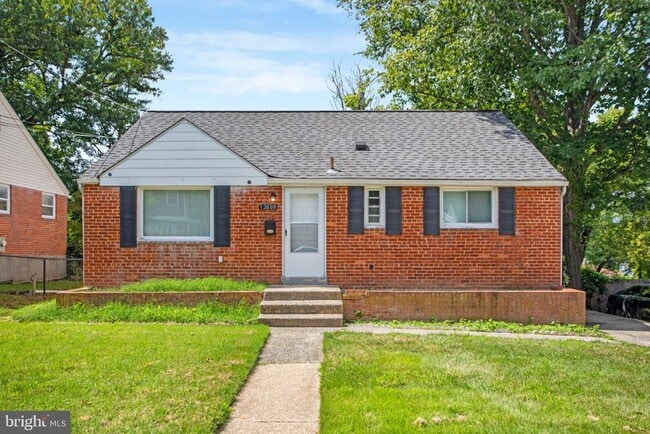 Building Photo - 12608 Farnell Dr Rental