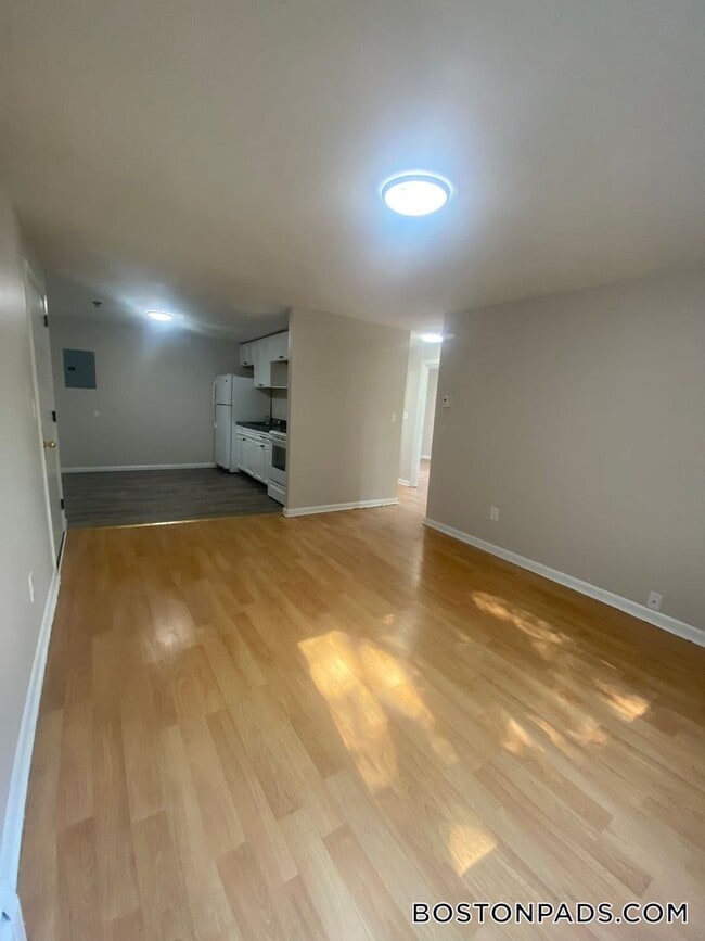 Photo - 140 Willard St Unit 9