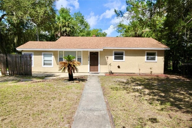 Building Photo - 1806 S Cedar Ave Rental