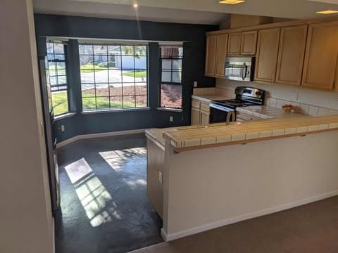 Photo - 2949 Paragon Way