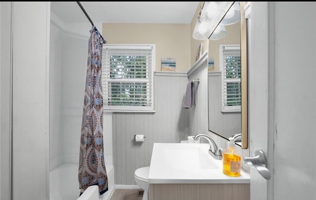 Photo - 2703 Pecan Dr