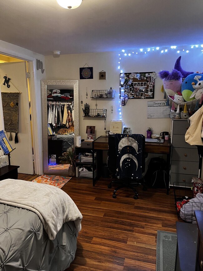 Photo - 23 NW 9th St