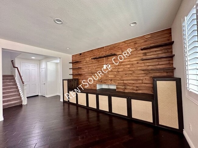 28383 Esplanada Dr