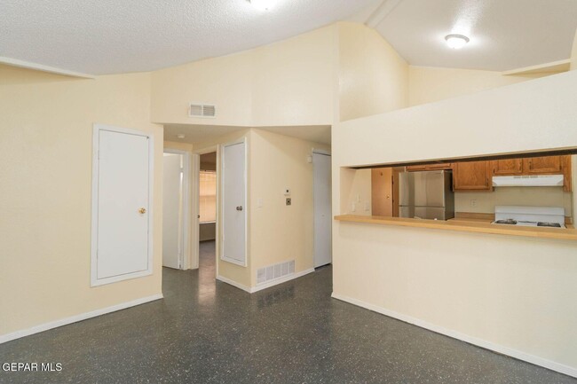 Photo - 11601 Soberana Ln