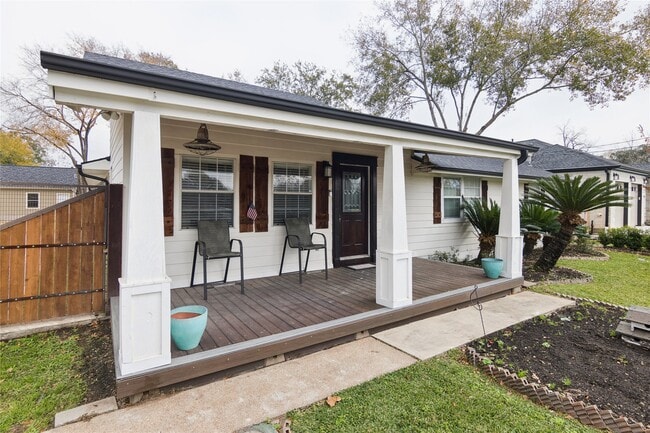 Photo - 1910 East Ave