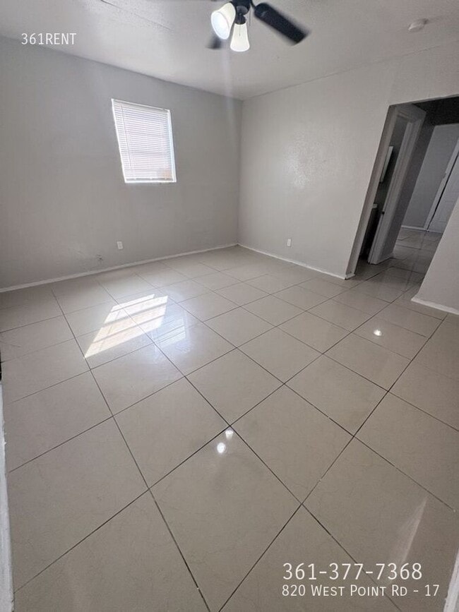 Photo - 820 W Point Rd Unit 17