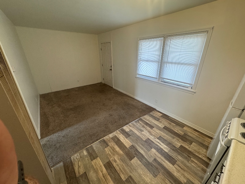 Photo - 3737 Sturgis Rd Unidad 17
