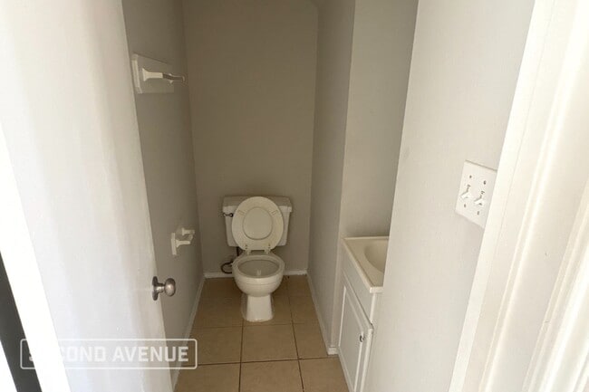 Photo - 993 Shelton Ln