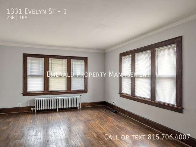 Photo - 1331 Evelyn St Unit 1