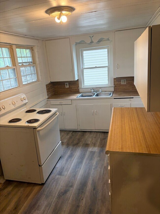 Building Photo - 407 N 18th St Unit B