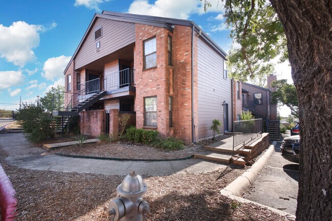 Photo - 4803 Hamilton Wolfe Rd Unit 215