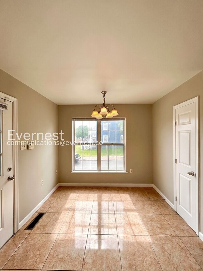 Photo - 800 Catherine St