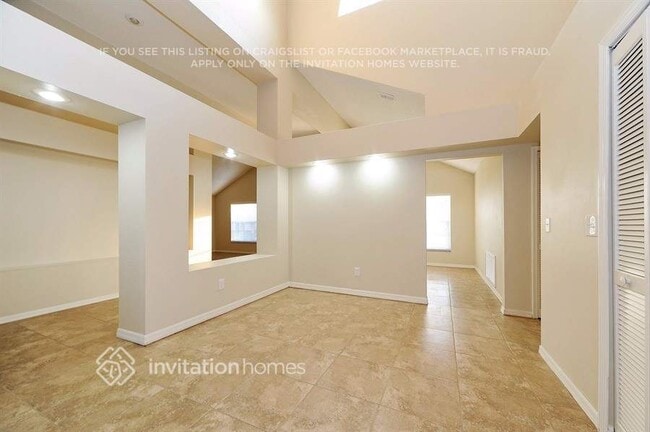 Photo - 18528 Avocet Dr