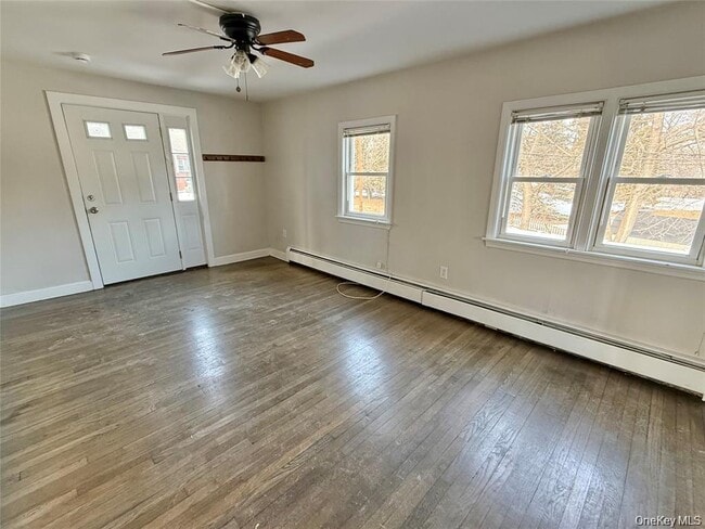 4 Riverview Ave