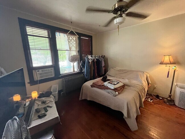 Photo - 1573 N Farwell Ave Apartamento Unidad 1573 Farwell - Lower