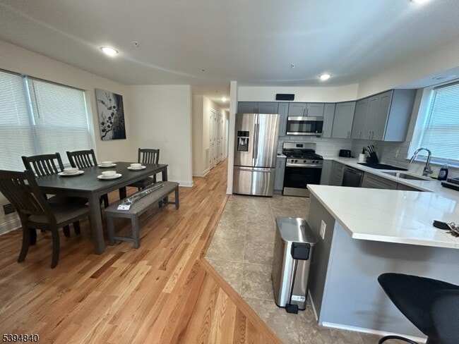 Photo - 337 13th Ave Unidad 1