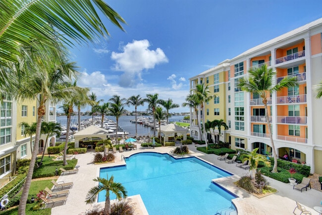 Building Photo - 806 E Windward Way Unit 313