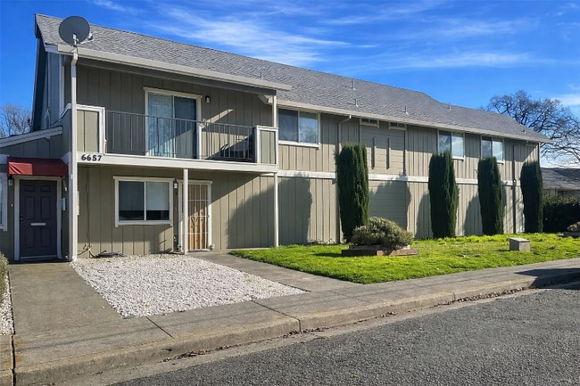 Photo - 6667 Blue Heron Dr Unidad B