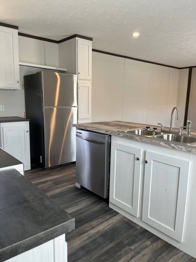 Photo - 15538 Touriel Rd