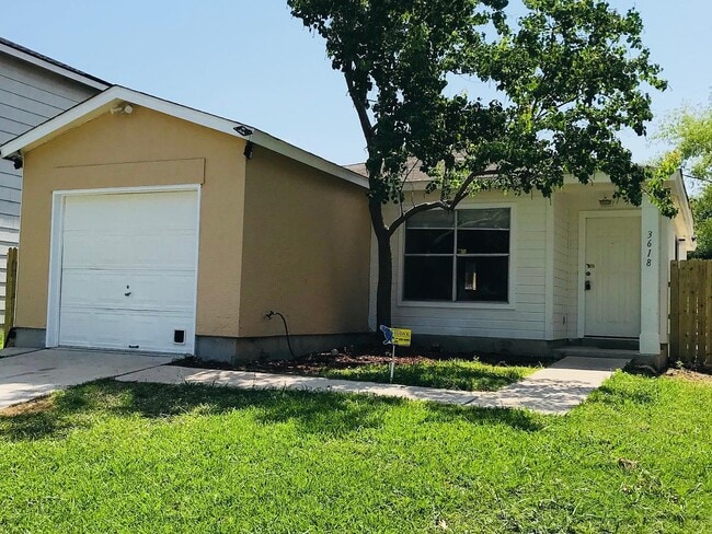 Building Photo - 3618 Candlehead Ln