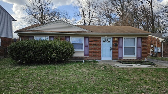 Building Photo - 5219 Garden Green Way