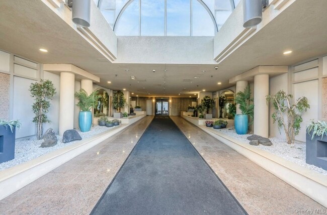 Photo - 360 Shore Rd Unit 8H