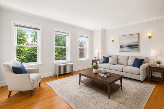 Photo - 6414 N Newgard Ave Unidad 3E