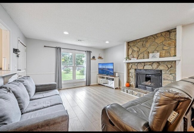 Photo - 1841 Sundancer Ln