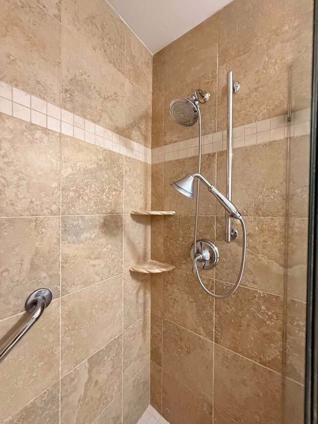 Photo - 613 Oakland Hills Ct Unit 201