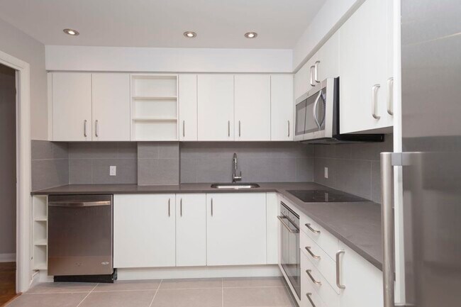 Photo - 3495 Rue de la Montagne Unit 107