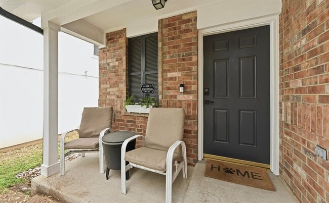 1414 Strickland Dr