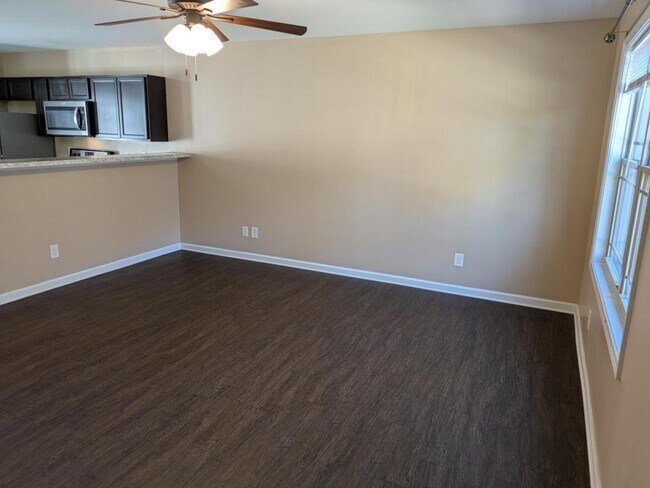 Photo - 150 Mayhew Rd