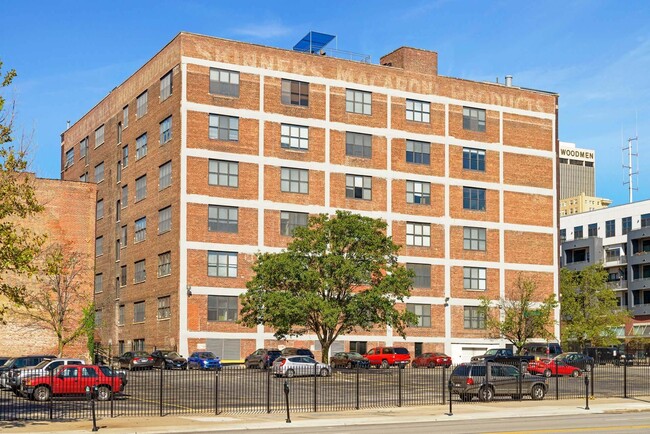 Skinner Macaroni Lofts