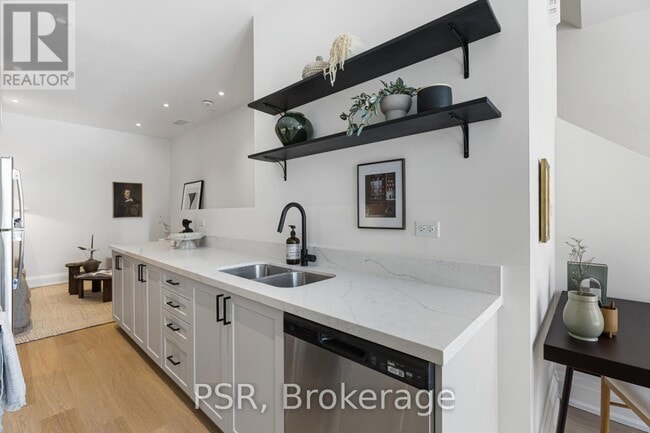 Photo - 53 Harriet St Unit C