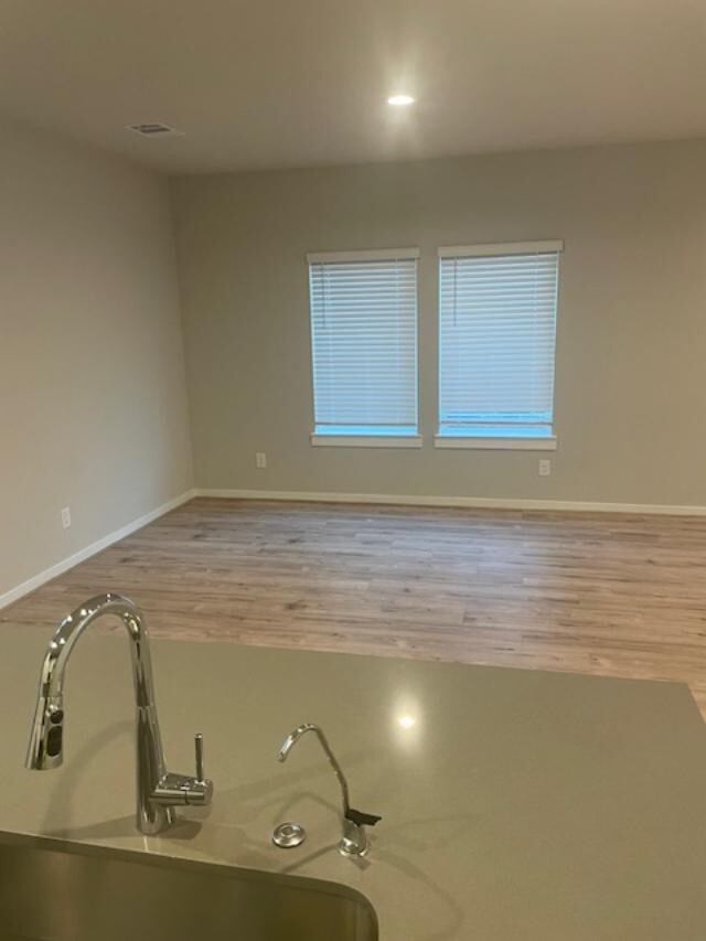 Photo - 7515 Rainham Valley Ln