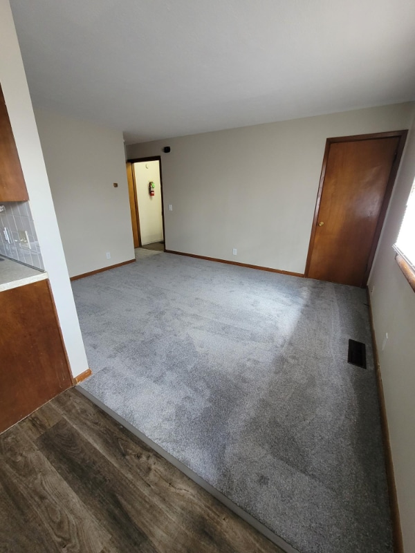 Photo - 319 Pershing Ave NE