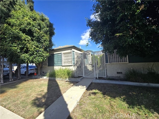 Photo - 146 N Hamilton Dr Unidad E