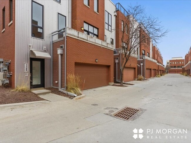 Photo - 2 Bedroom, 2 Bathroom Townhouse - Available Immediately