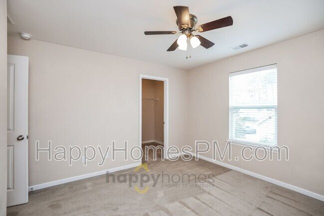 Photo - 350 Spectrum Rd