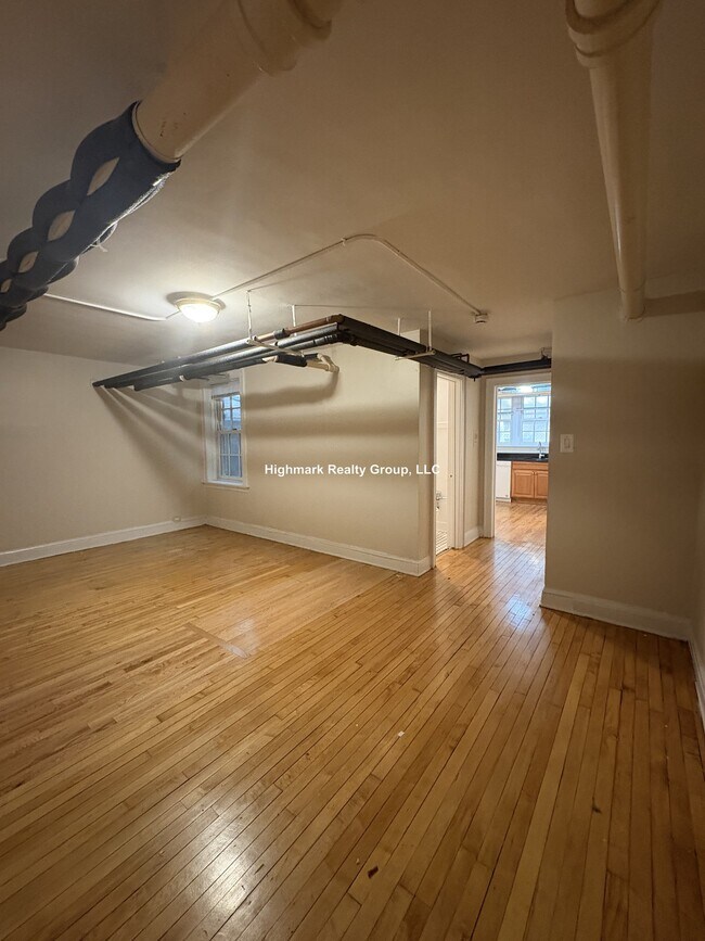Photo - 1454 Oak Ave Unit GRDN