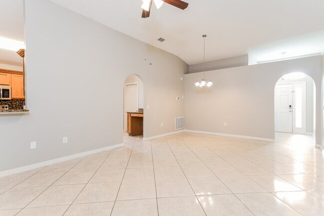 2989 Elbib Dr
