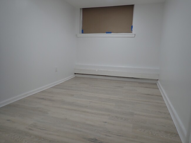 Photo - 663 E 94th St Apartamento Unidad 1